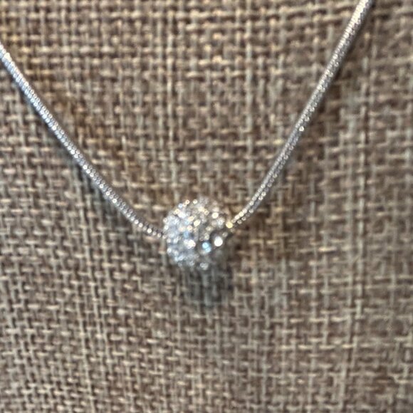 LIA SOPHIA "glitter ball" silvertone snake chain necklace - Picture 2 of 6